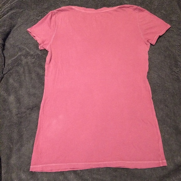 American Eagle - favorite T - Pink Short Sleeve V-Neck Shirt - 3/25$ - Picture 7 of 11